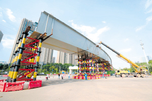 锦绣大街立交预计年底完工