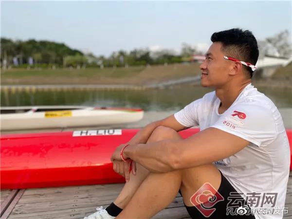 祝贺！刘浩晋级男子1000米单人划艇半决赛 