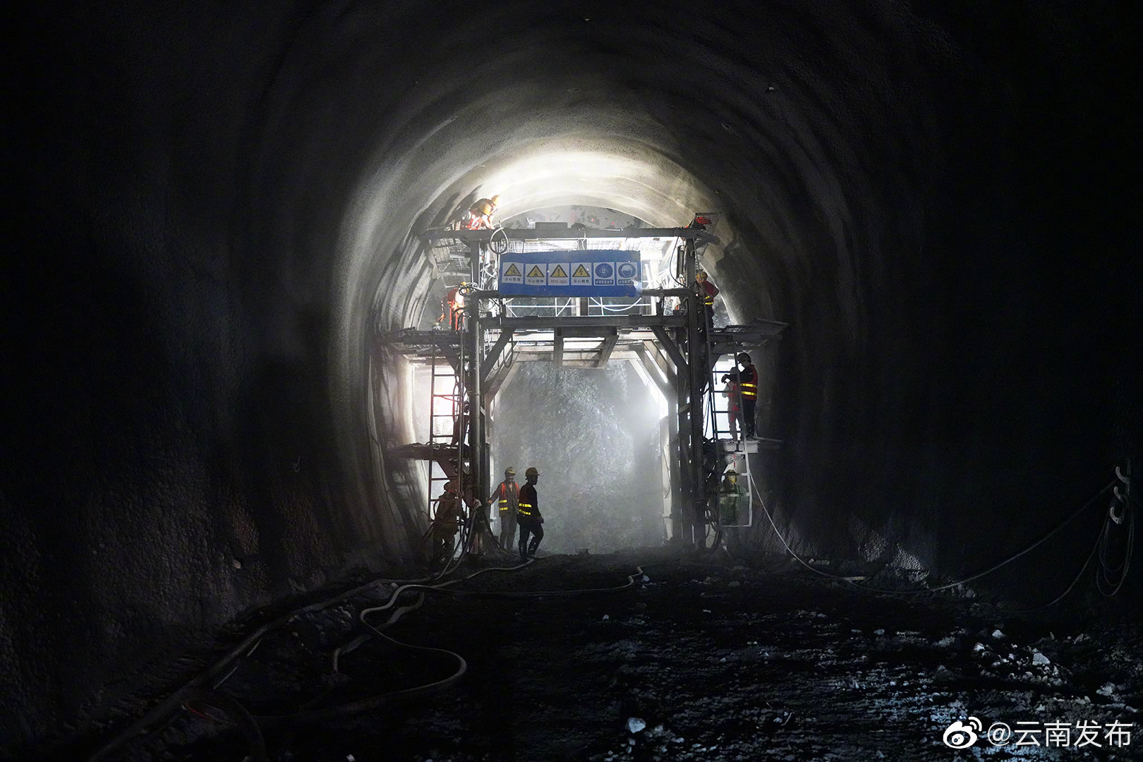 “云南发布”微博