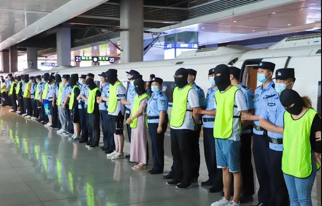 云南法制报(微信)