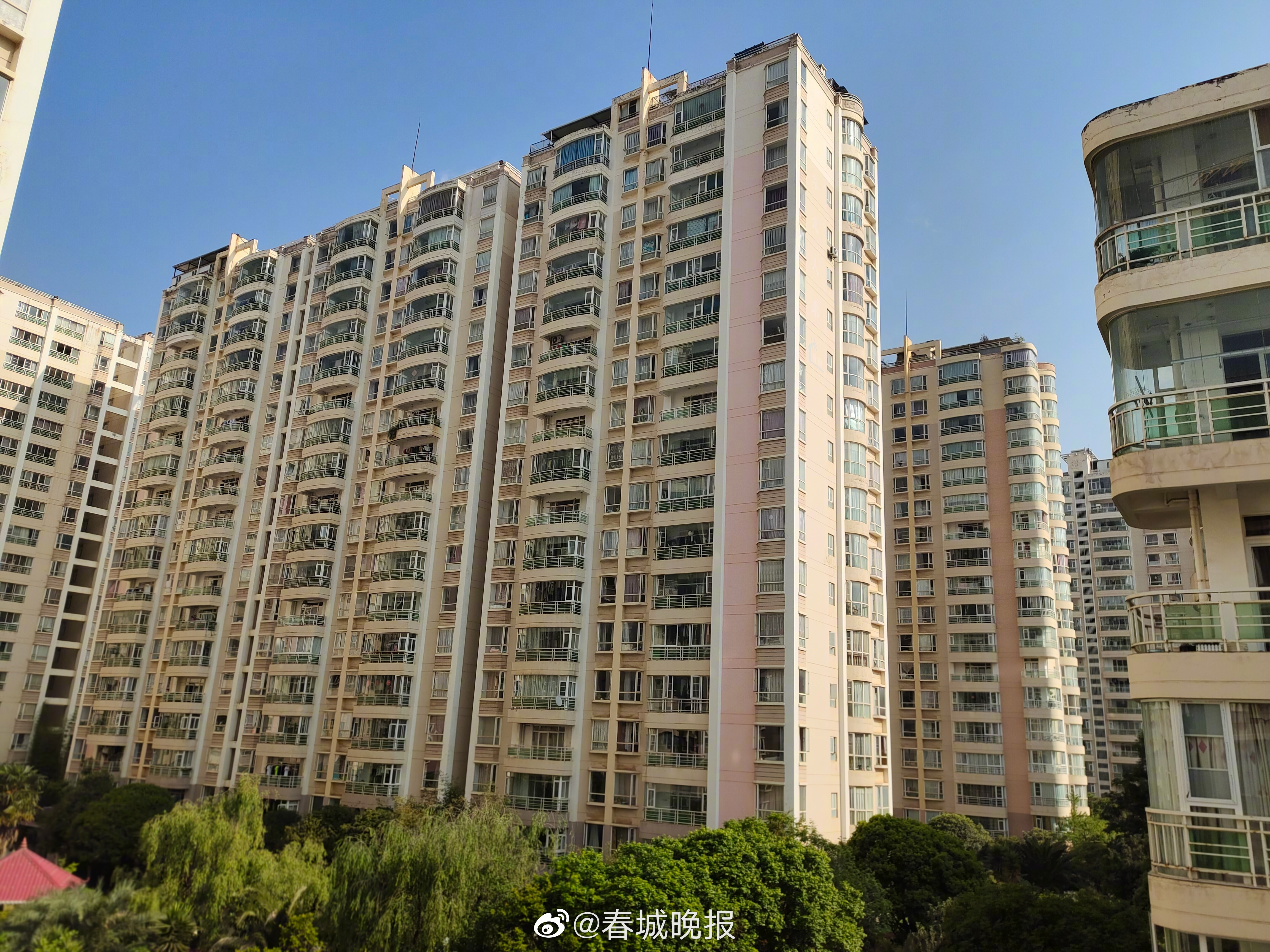 “排队到明年”！昆明多家银行表示二手房贷款额度紧张 