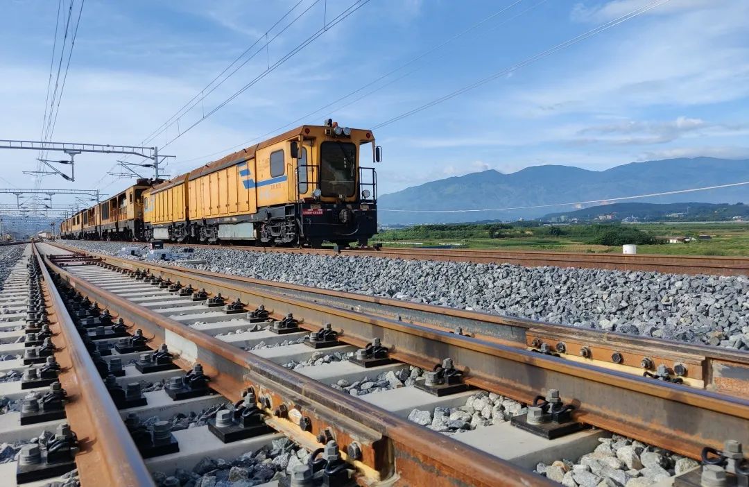 昆明铁路(微信)