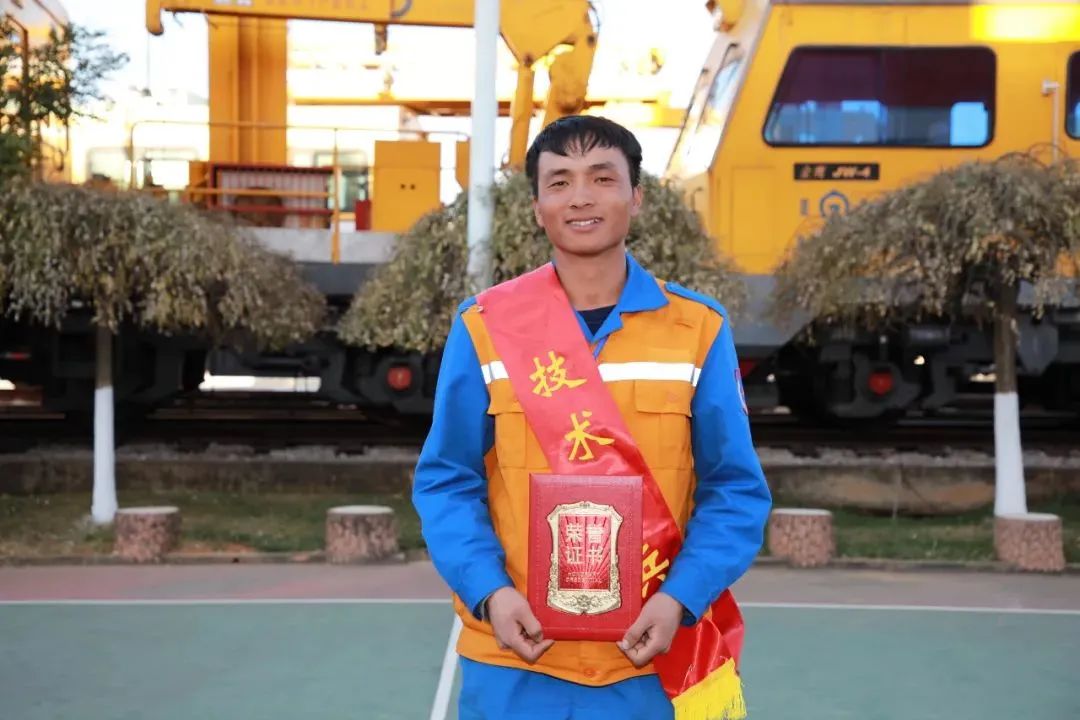 昆明铁路(微信)