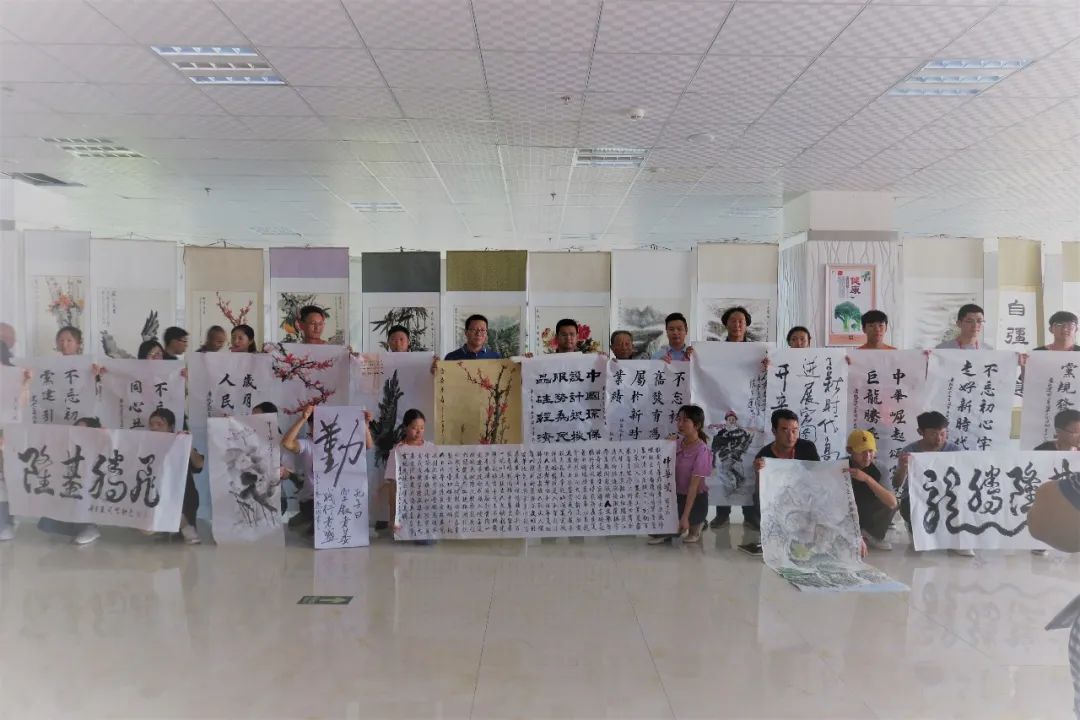 丽江日报(微信)