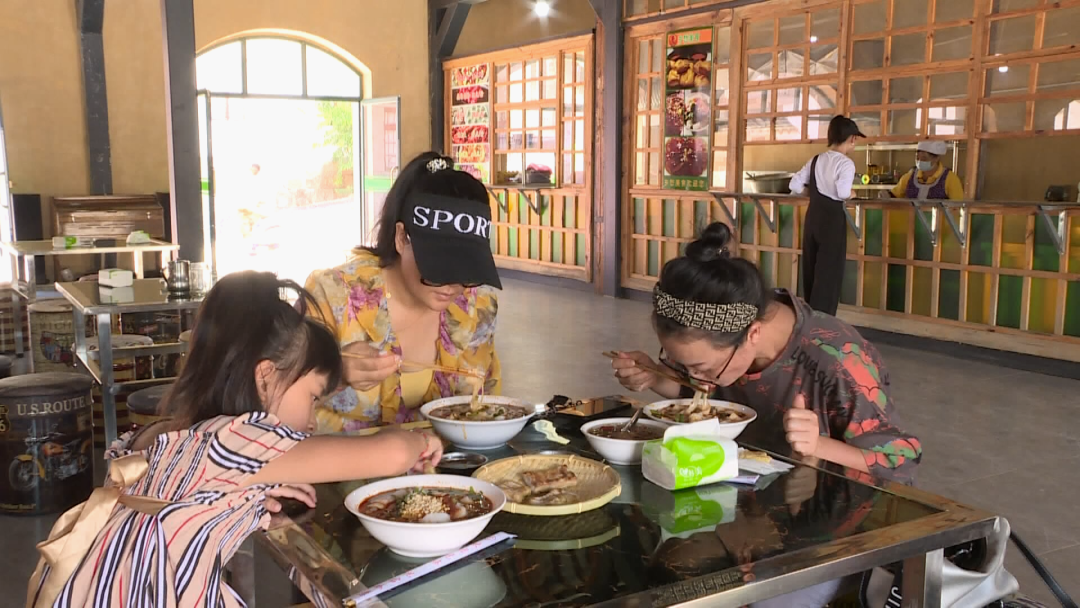 红河文旅(微信)