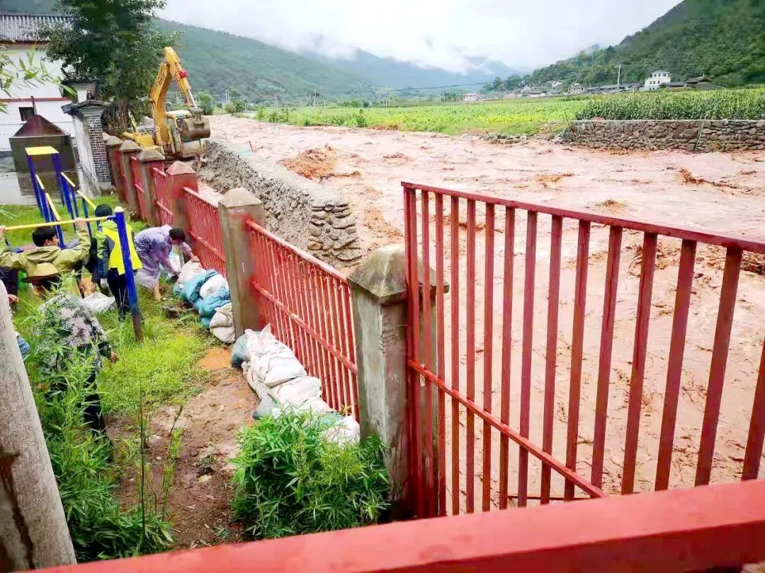 丽江日报(微信)