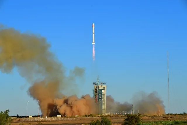 春城晚报(微信)