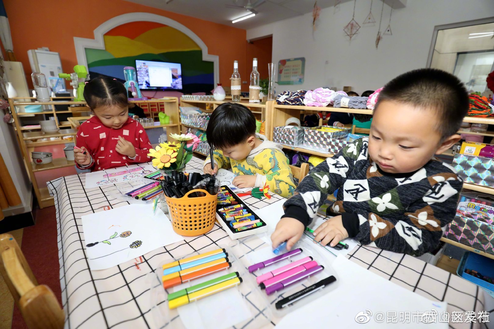 我国八成幼儿园为普惠性幼儿园