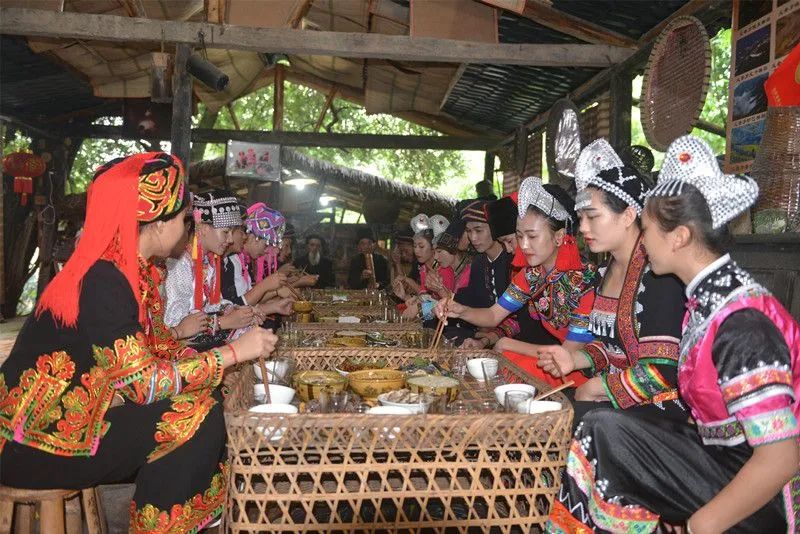红河文旅(微信)