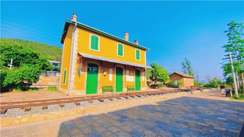 红河文旅(微信)