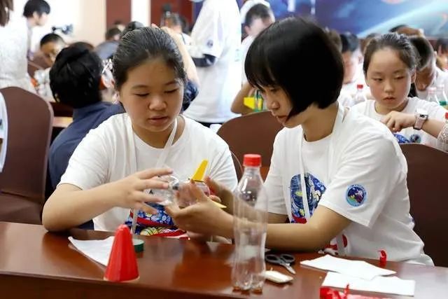 春城晚报(微信)