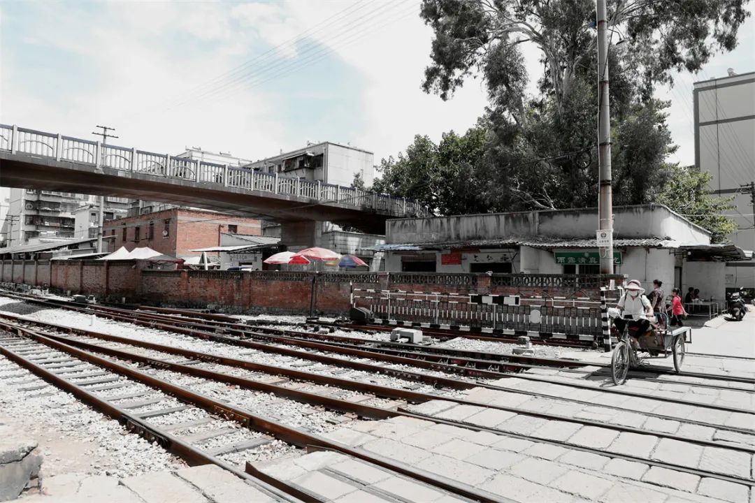 昆明铁路(微信)