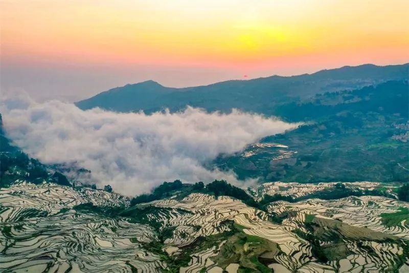 红河文旅(微信)
