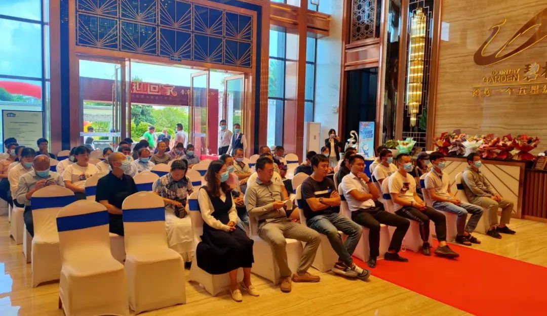 春城晚报(微信)