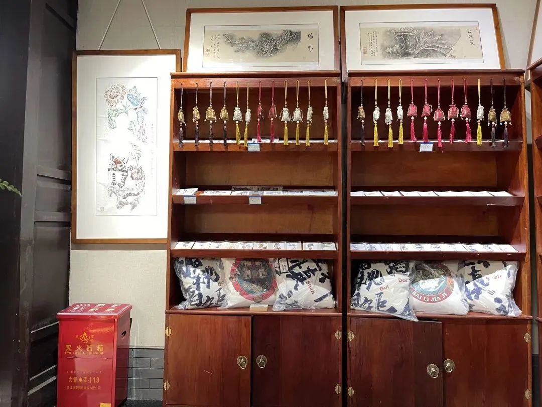 红河文旅(微信)