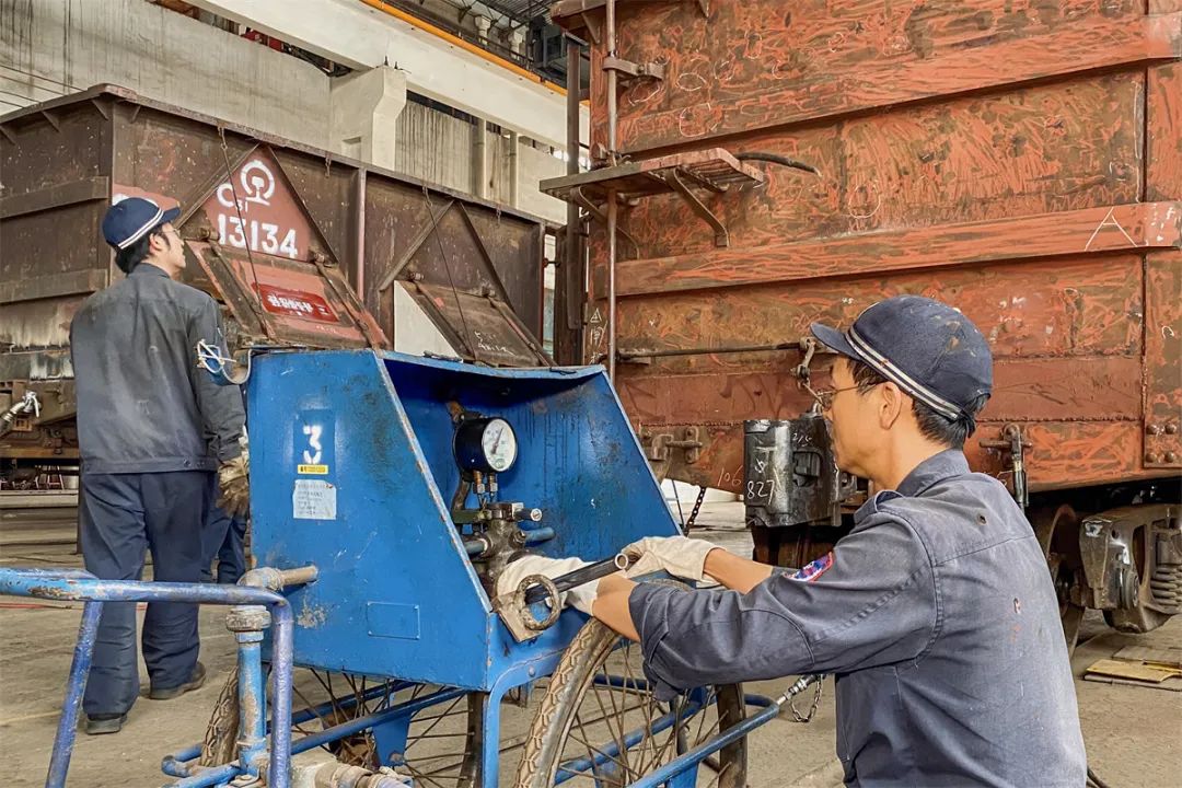 昆明铁路(微信)