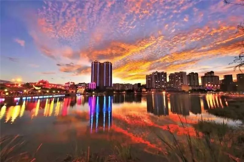 红河文旅(微信)