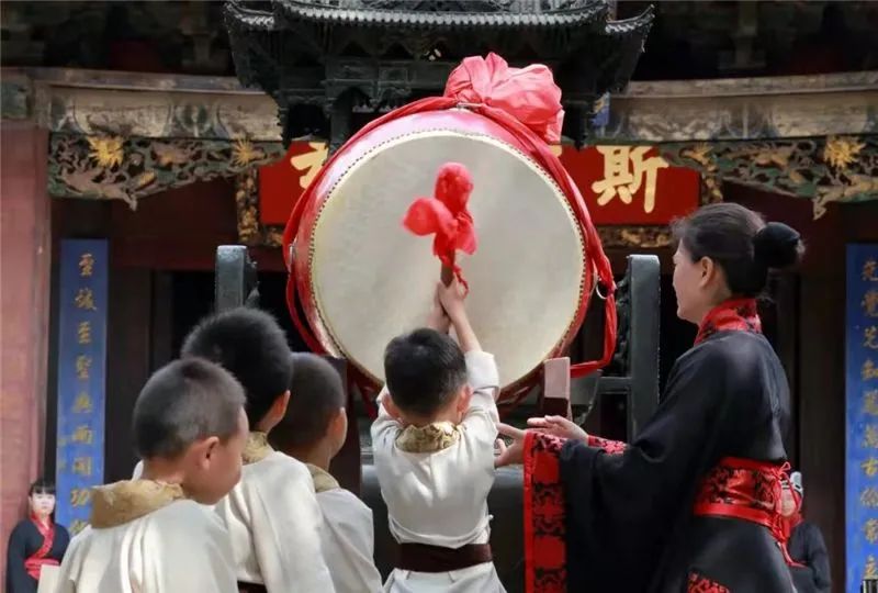 红河文旅(微信)