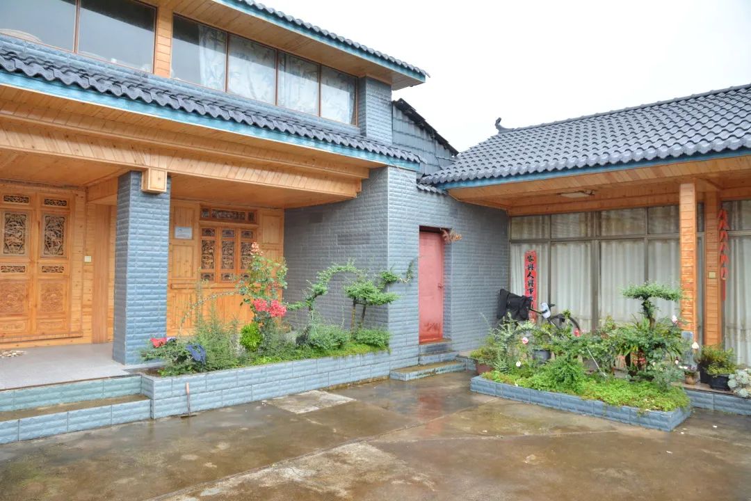 丽江日报(微信)