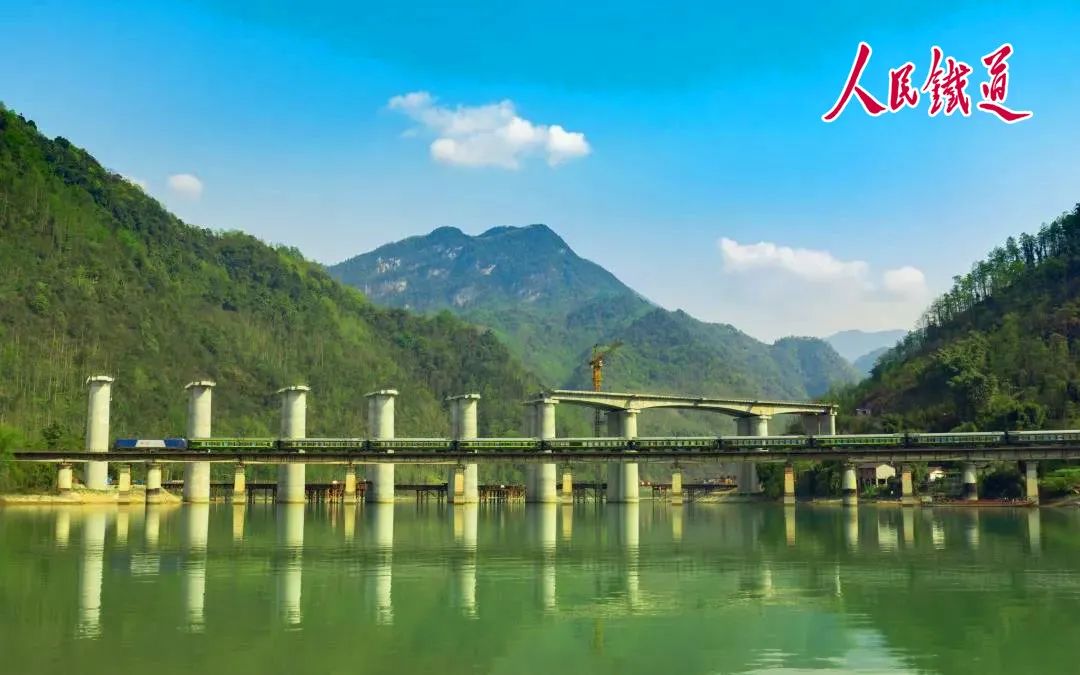 昆明铁路(微信)