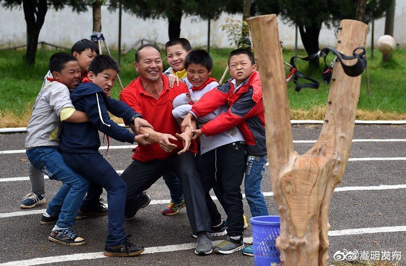 “嵩明发布”微博
