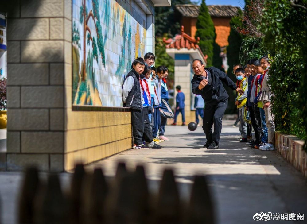 “嵩明发布”微博