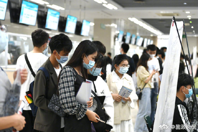 人社部启动今年高校毕业生就业服务行动 对未就业高校毕业生开展集中服务