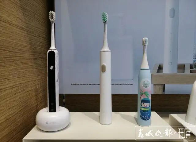 春城晚报(微信)