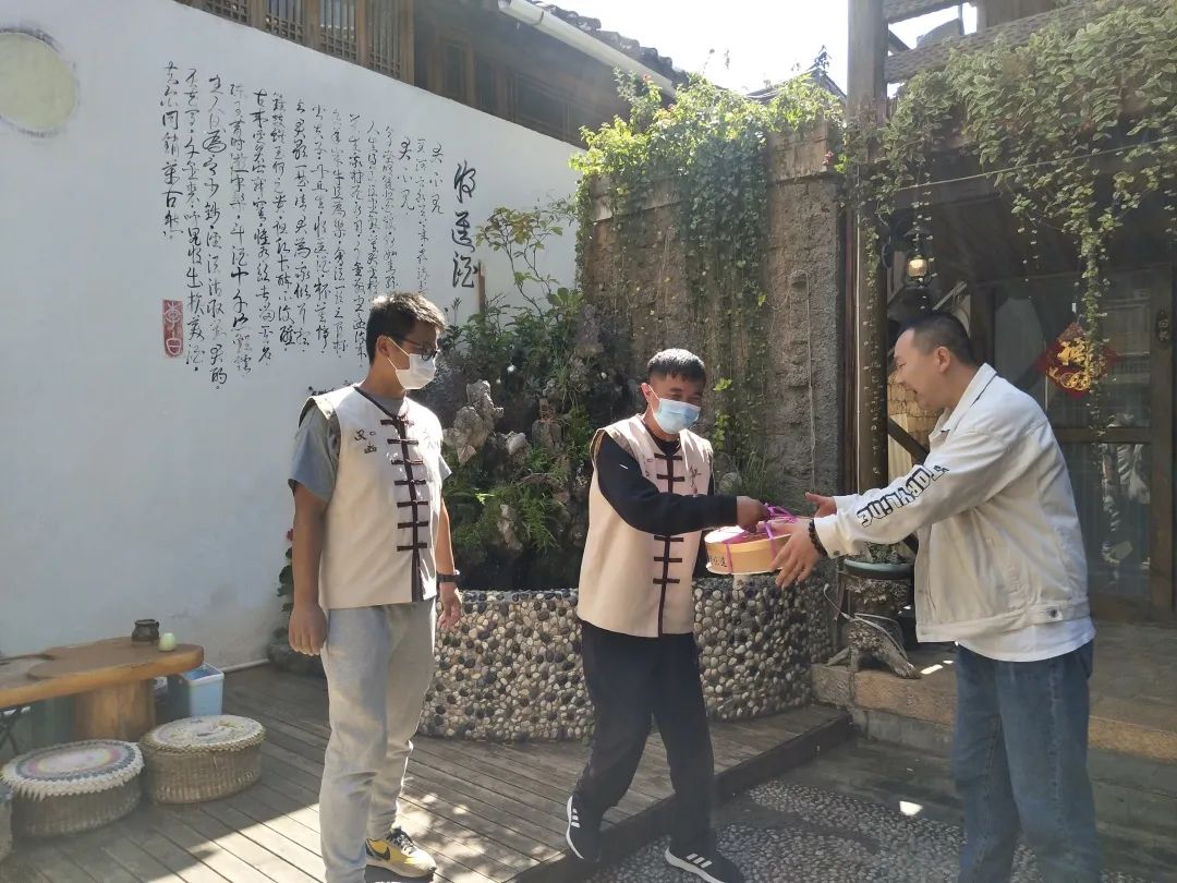 丽江日报(微信)