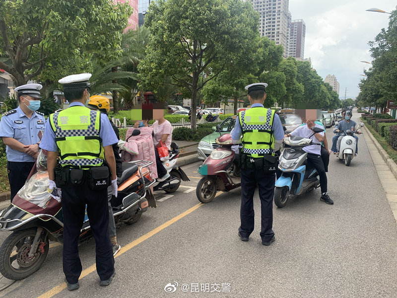 昆明交警微博
