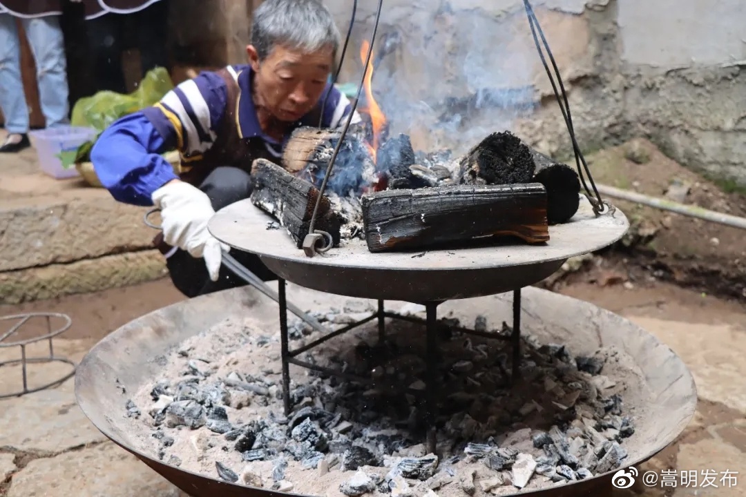 “嵩明发布”微博