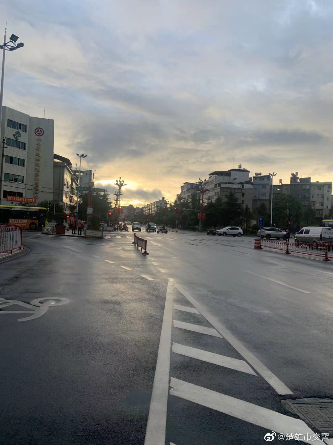 楚雄市交警微博