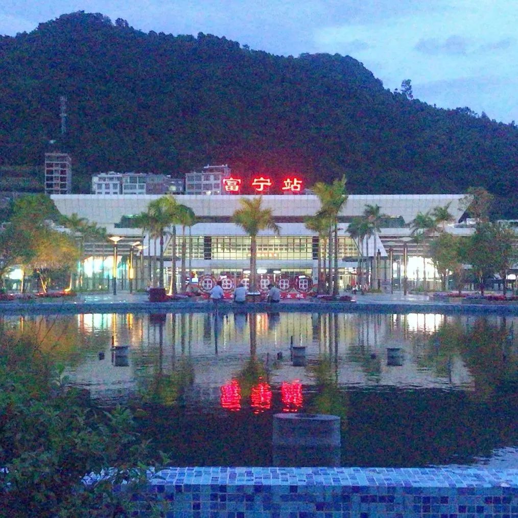 昆明铁路(微信)