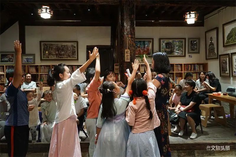 红河文旅(微信)