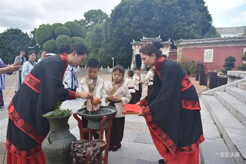 红河文旅(微信)