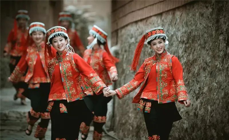 红河文旅(微信)