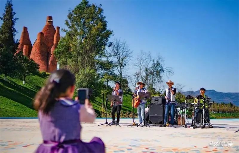 红河文旅(微信)