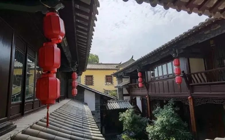 红河文旅(微信)