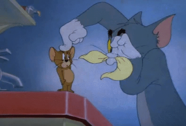 一个动作自测耳鸣疾病