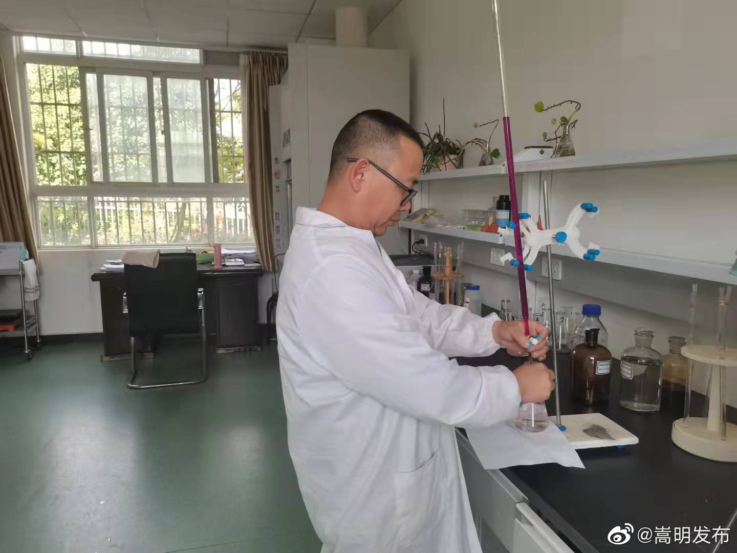 “嵩明发布”微博