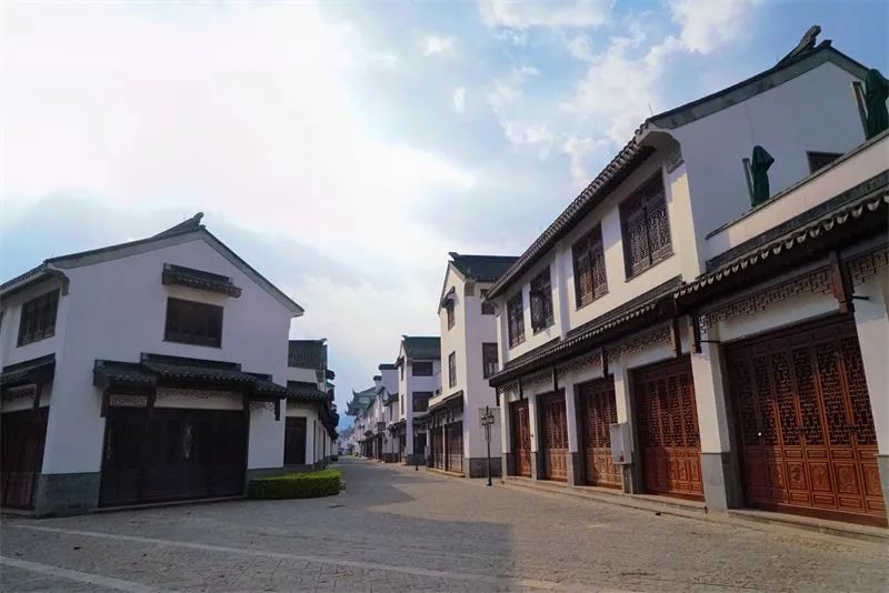 红河文旅(微信)
