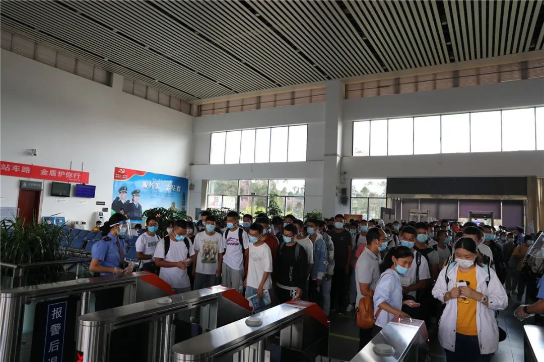 昆明铁路(微信)