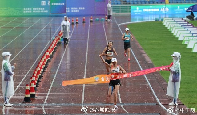 恭喜！云南选手张德顺摘得全运会女子马拉松冠军