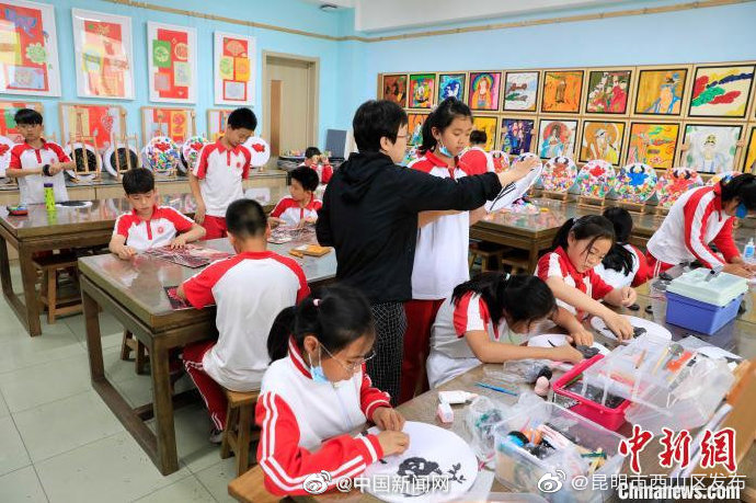 教育部：超500万名教师参与课后服务工作