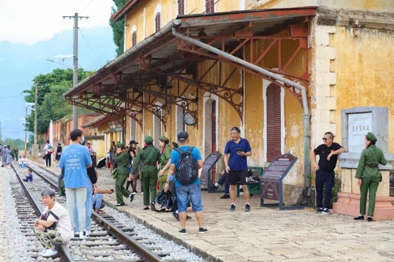 红河文旅(微信)