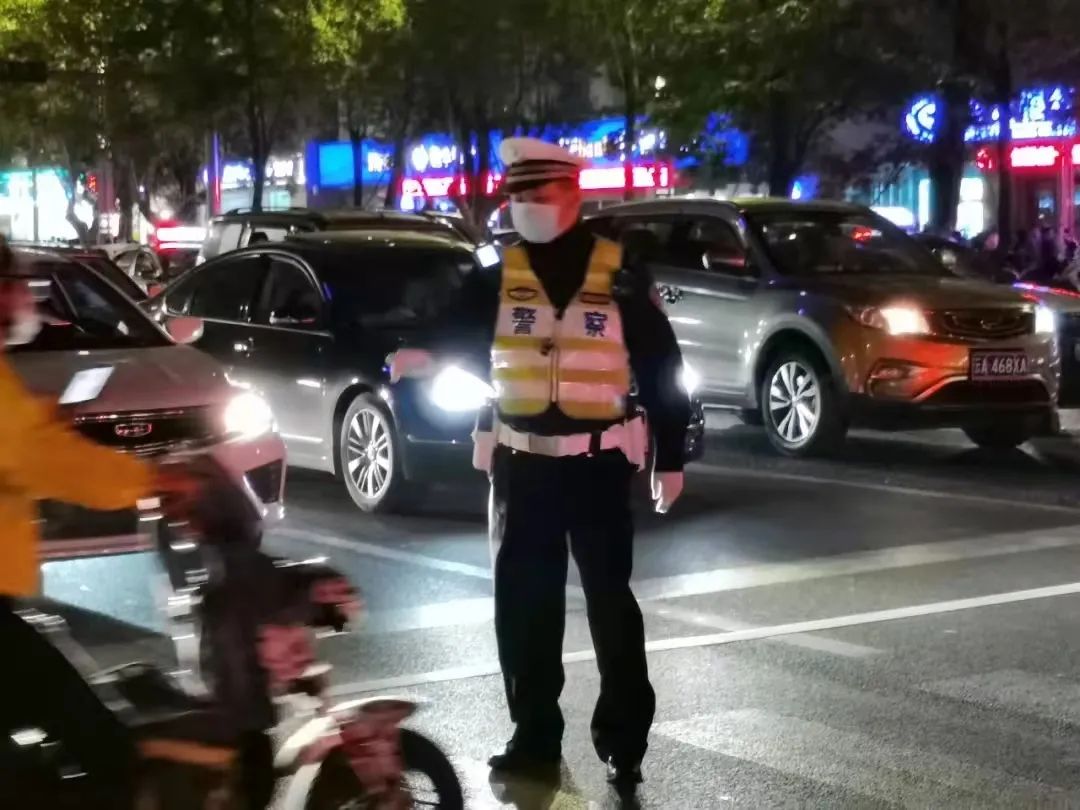 昆明交警(微信)