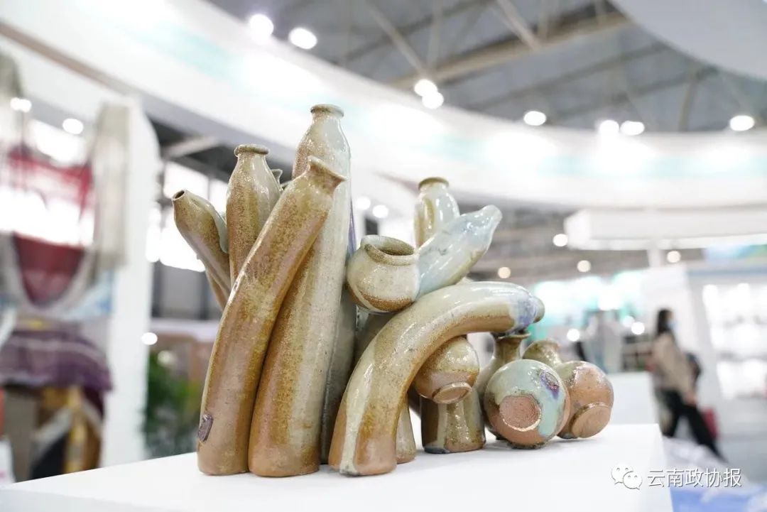 云南政协报(微信)