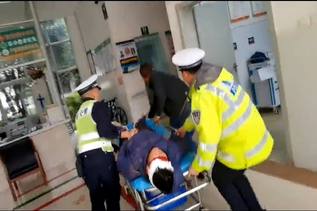 文山市交警大队微博