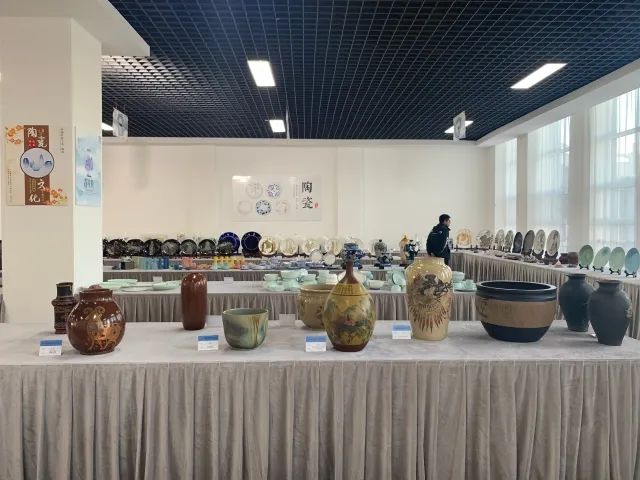 红河文旅(微信)