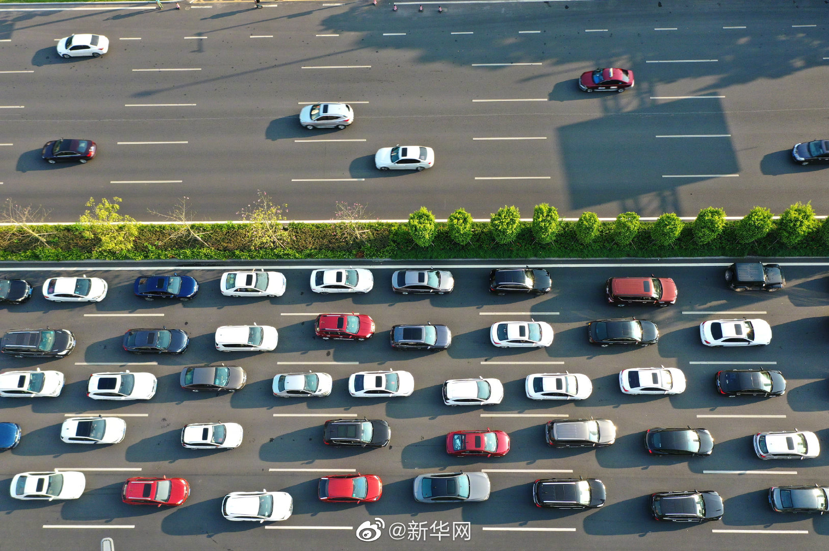 3.90亿辆、4.76亿人！中国公安部发布最新全国机动车和驾驶人数据